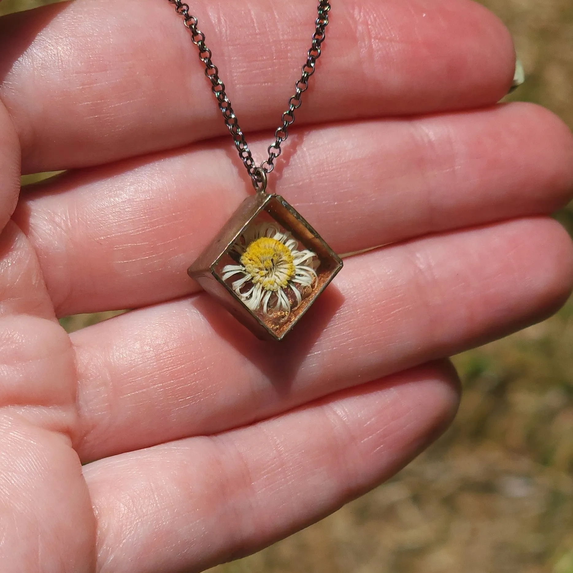 Daisy Flower Shadowbox Necklace