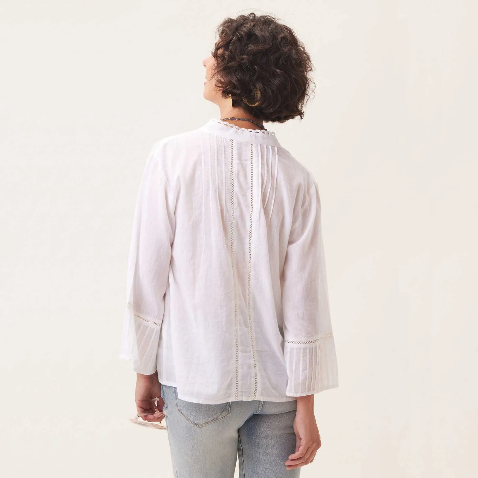 Easy Lightweight White Cotton Blouse