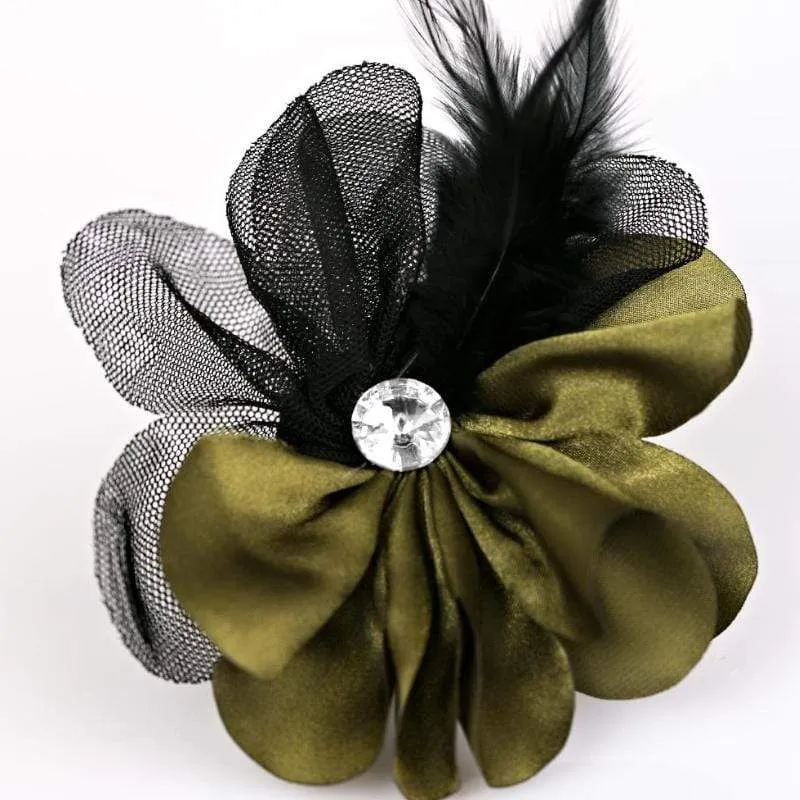 Everyone Loves a Masquerade Green Hair Clip