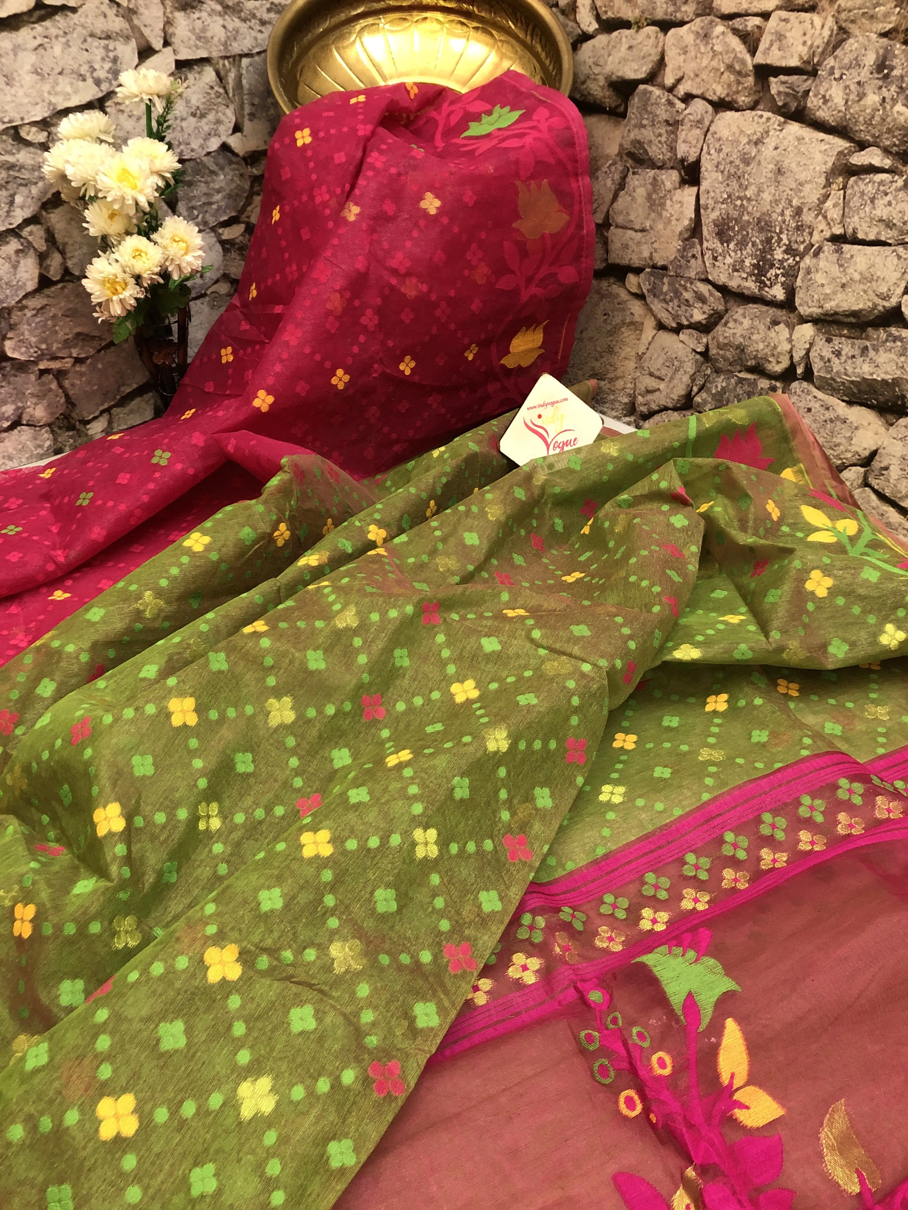 Green and Cerise Color Jamdani Saree with Patli Pallu