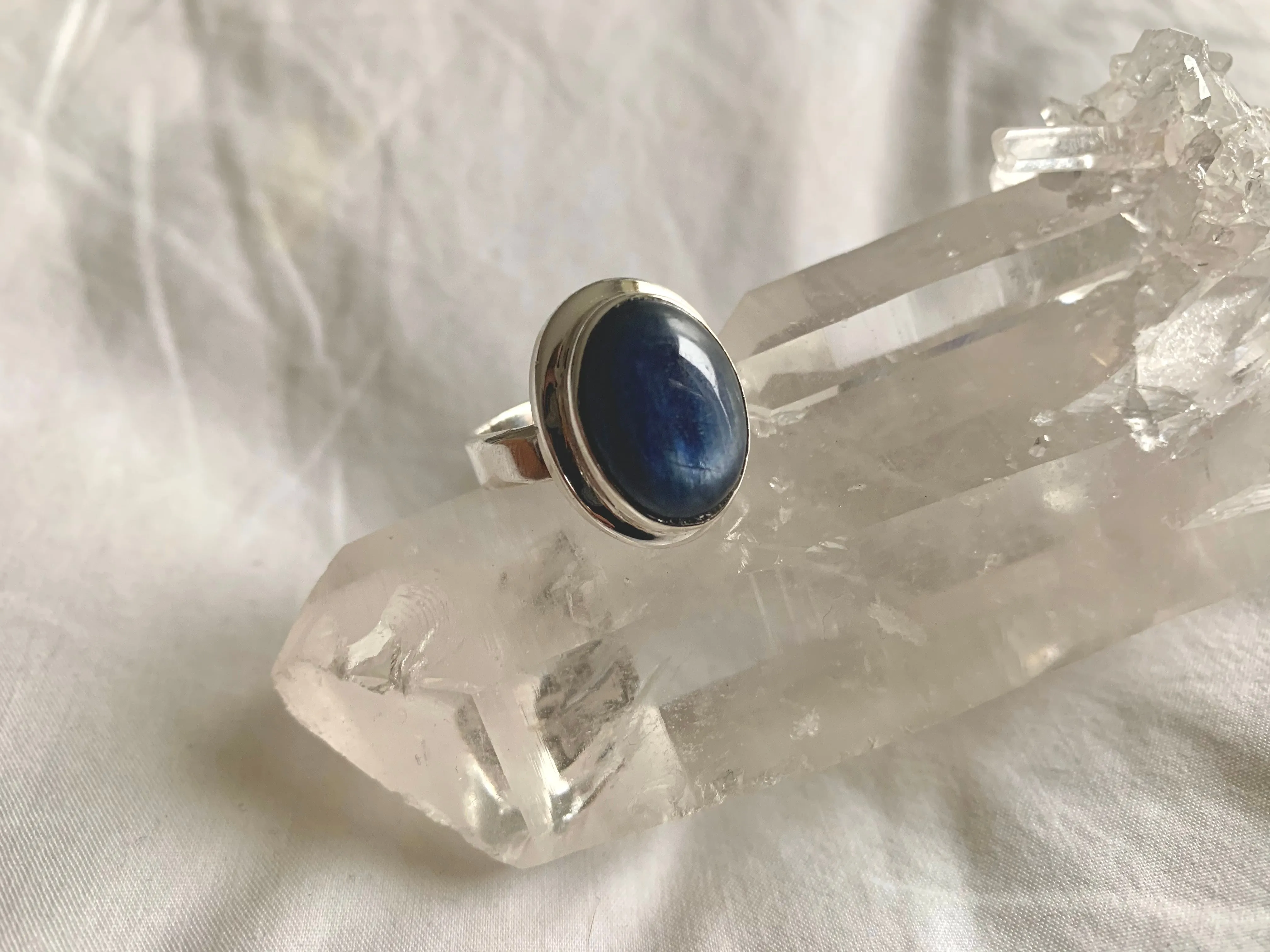 Kyanite Chunky Ari Ring - Reg. Oval