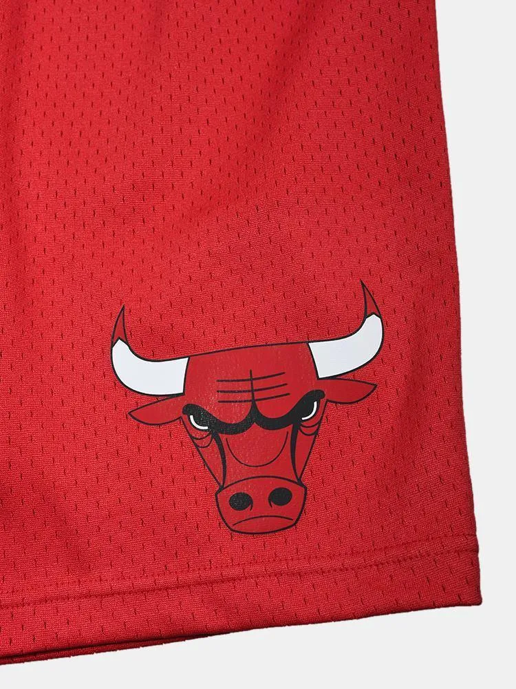 Mitchell & Ness Basic Mesh Court Chicago Bulls Shorts - Red