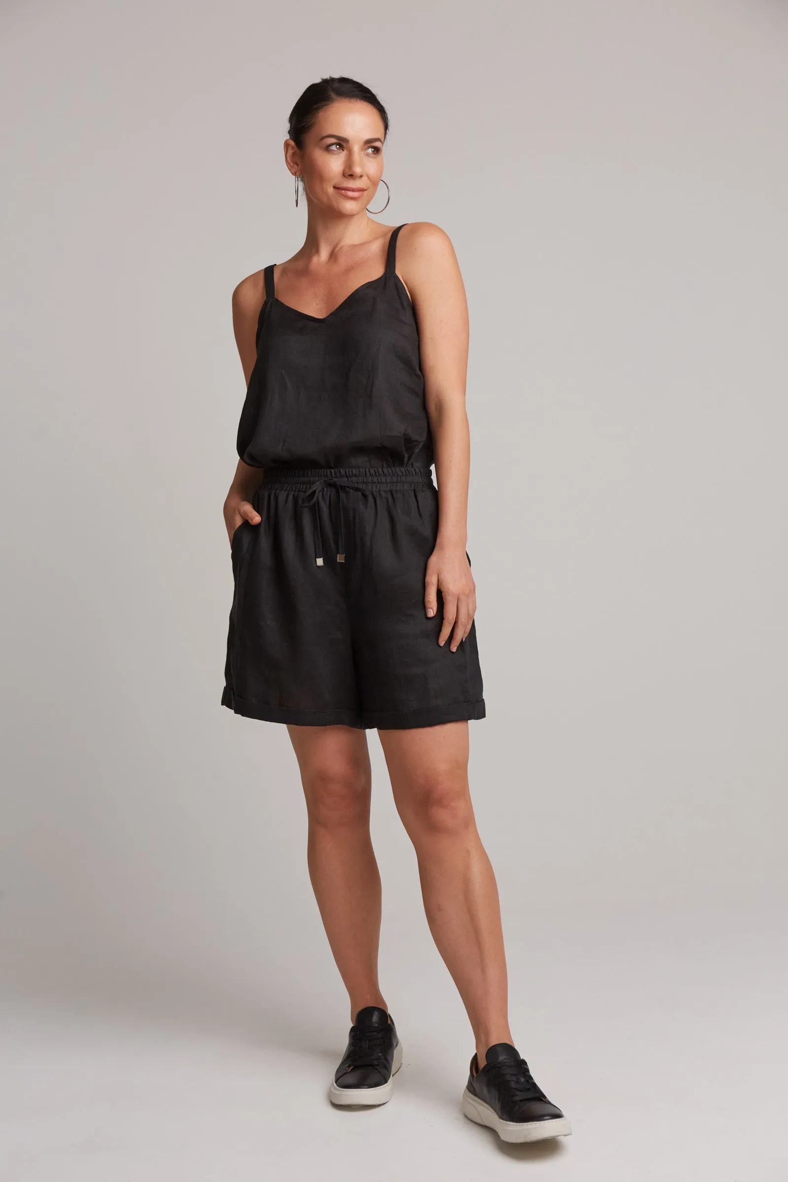 Studio Linen Short - Black