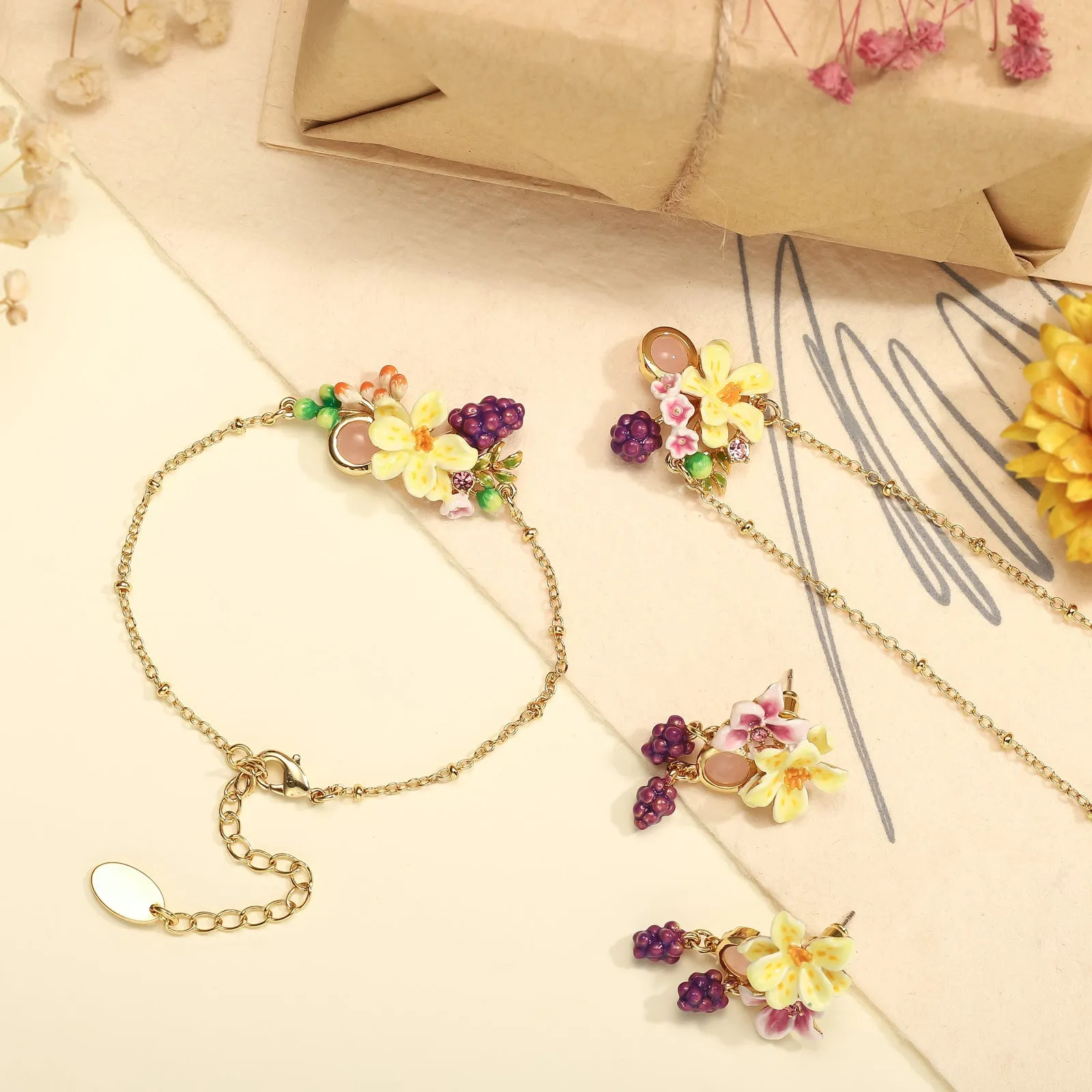 Sweet Grape Flower Necklace